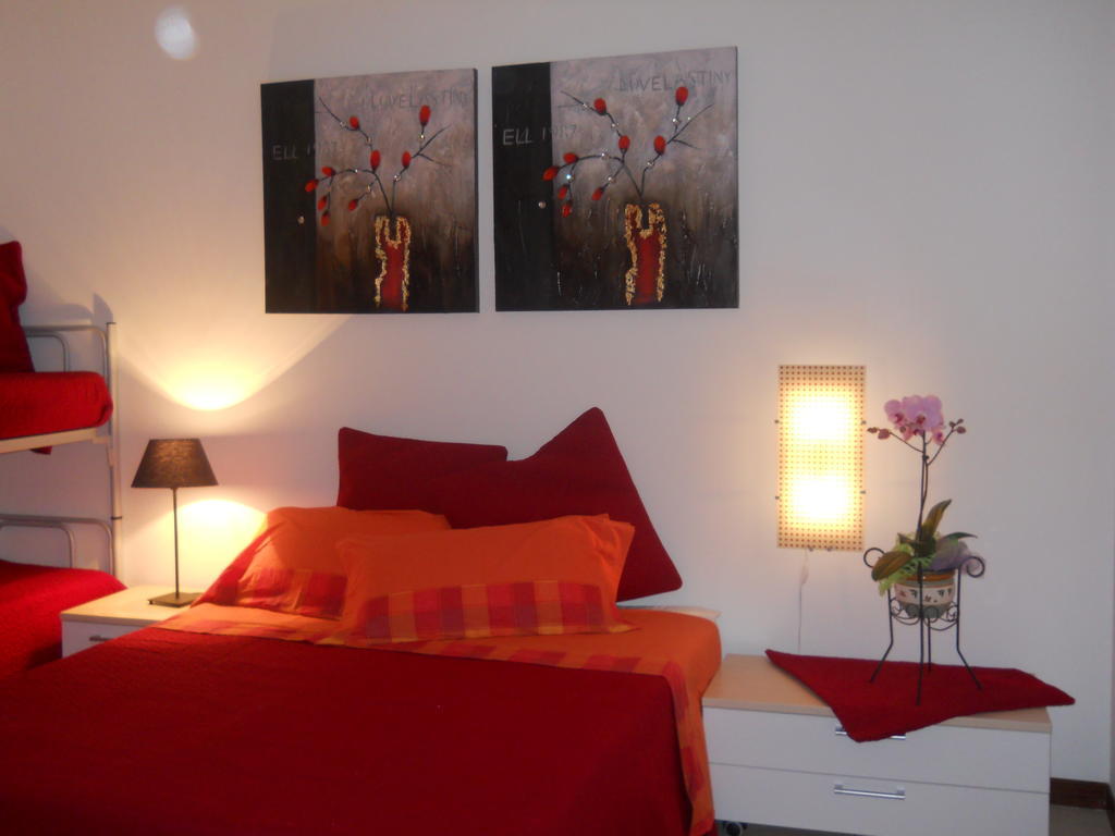 B&B Residenza Bianco Alle Grotte Di Castellana Castellana Grotte Ruang foto
