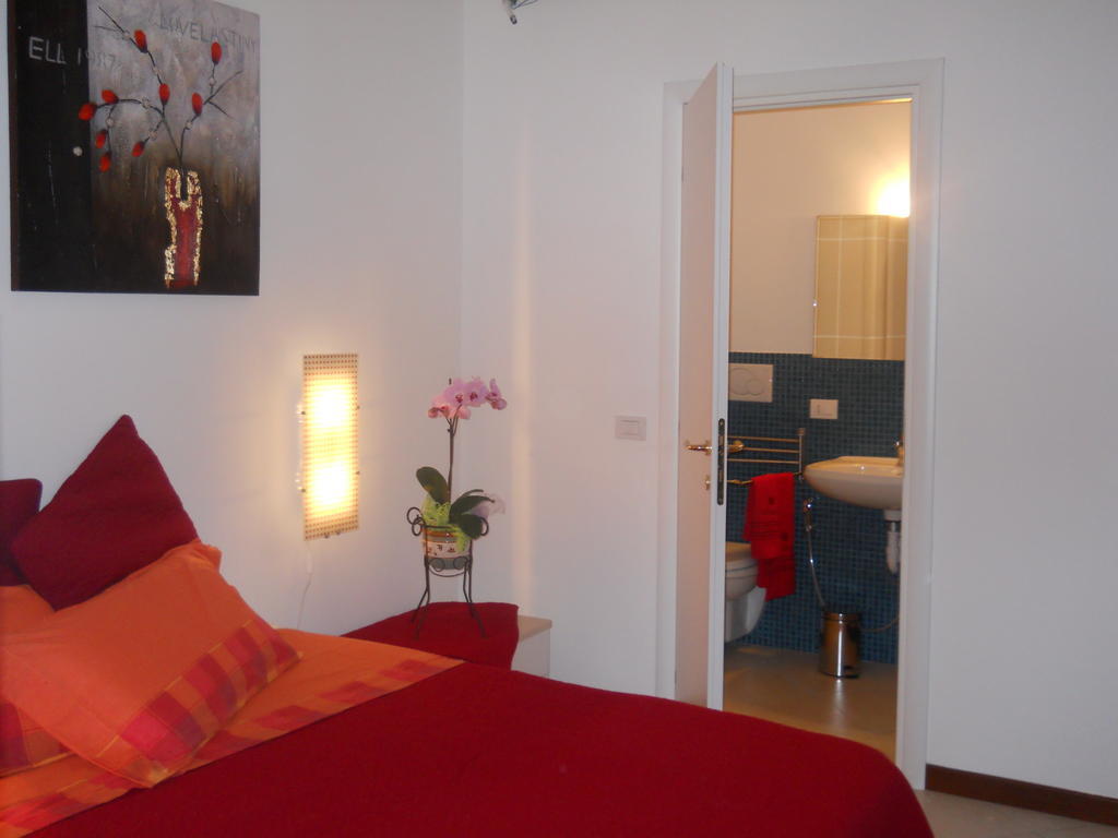 B&B Residenza Bianco Alle Grotte Di Castellana Castellana Grotte Ruang foto